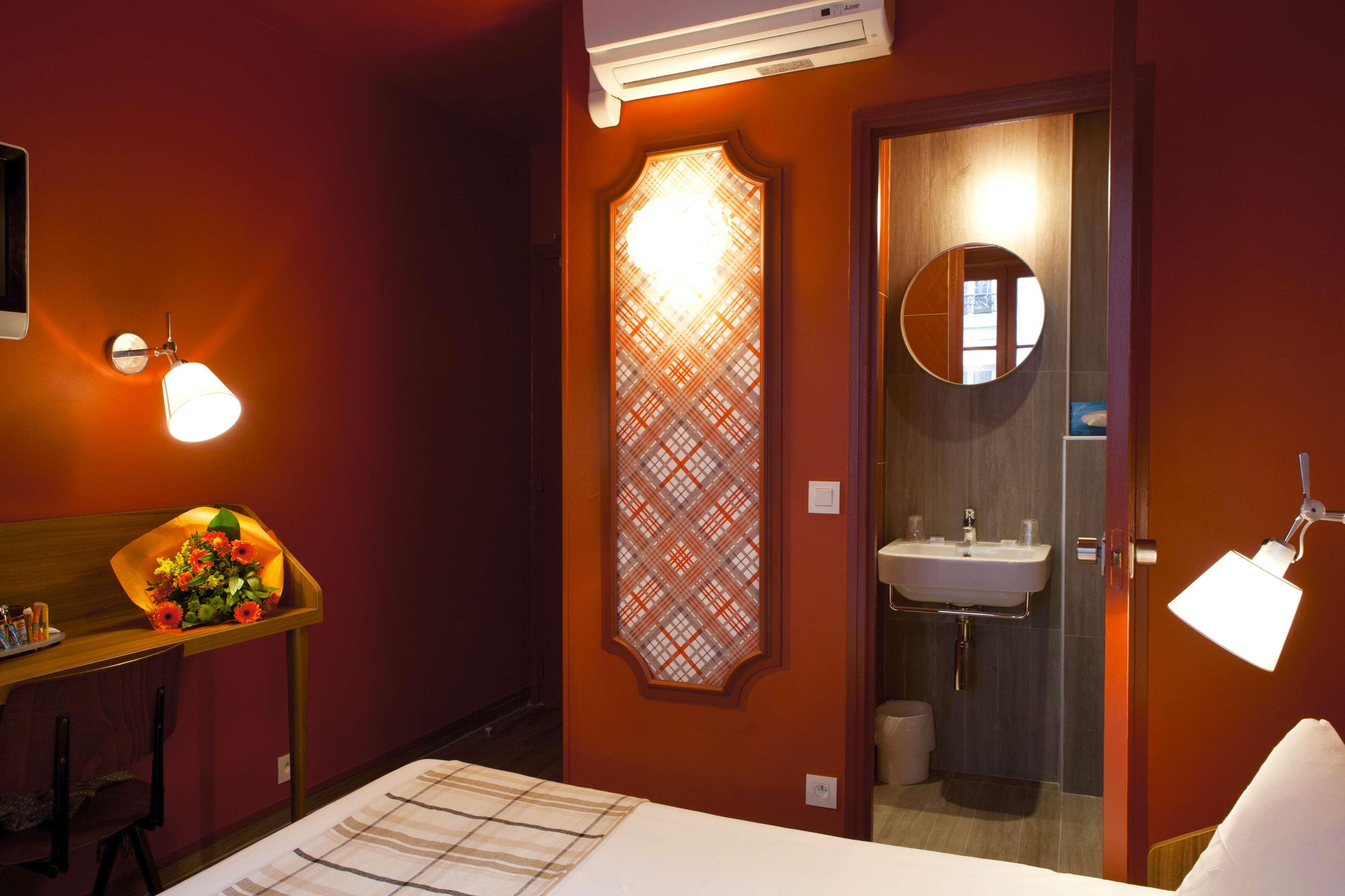 Hotel Boris V. By Happyculture Levallois-Perret Kültér fotó
