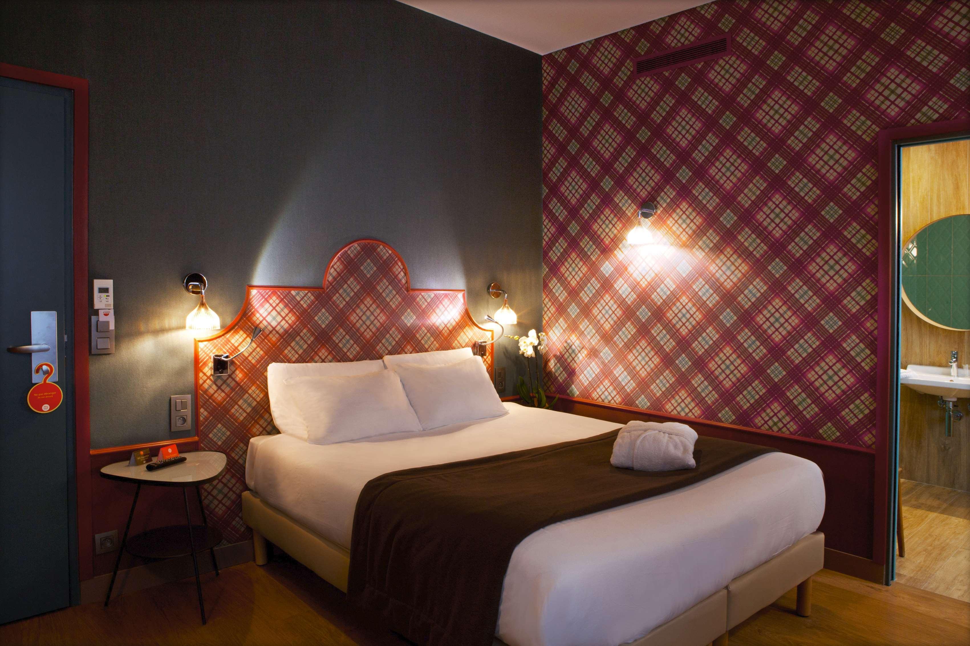 Hotel Boris V. By Happyculture Levallois-Perret Kültér fotó