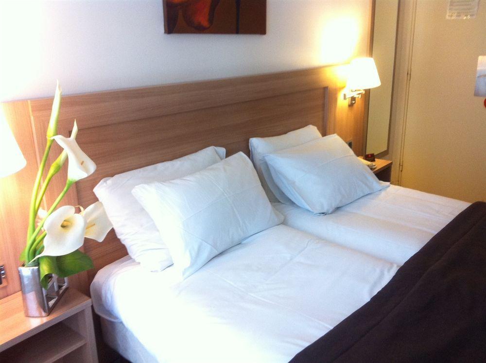 Hotel Boris V. By Happyculture Levallois-Perret Kültér fotó
